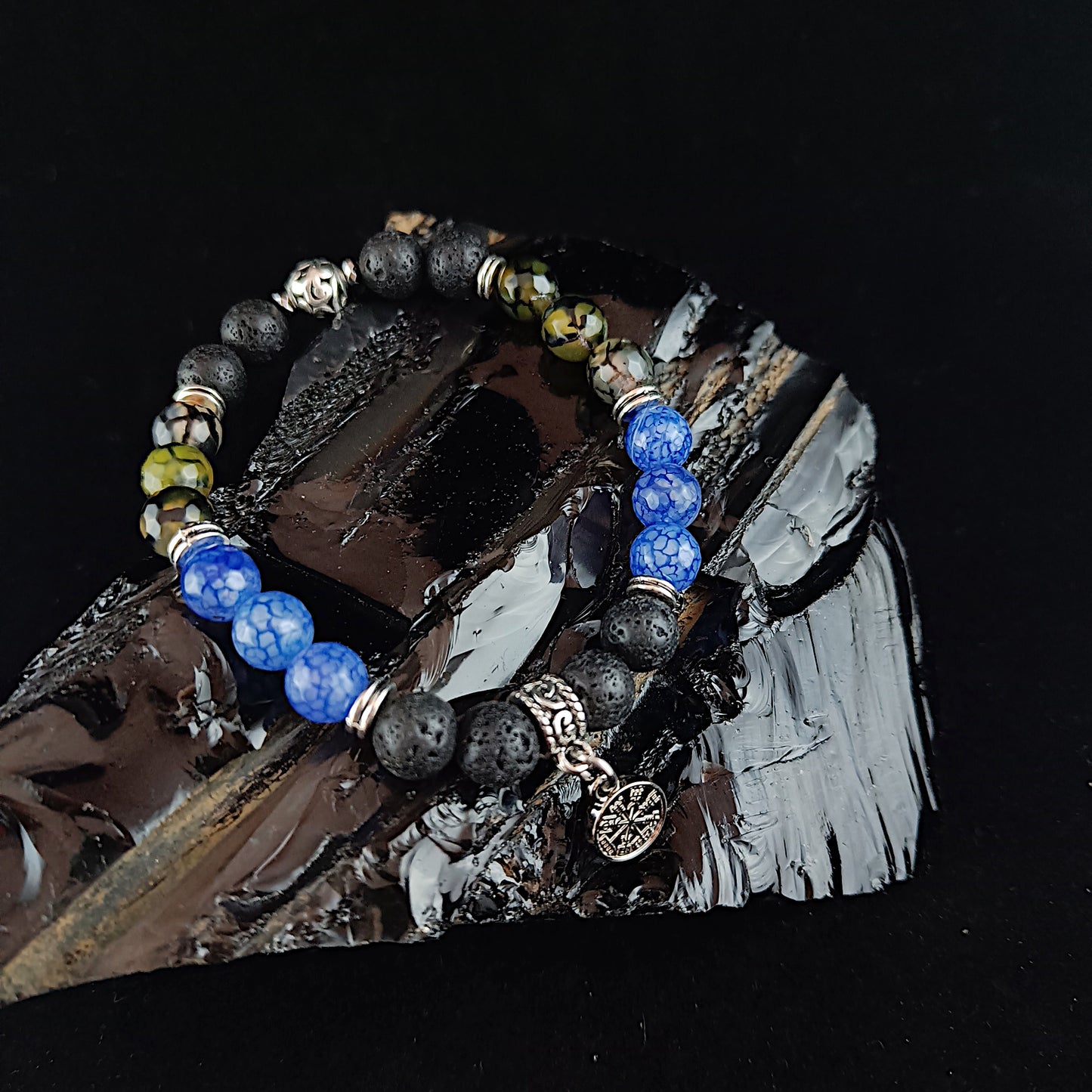 Dreka Armband - Grænir og Bláir Agat Steinar með Vegvísi