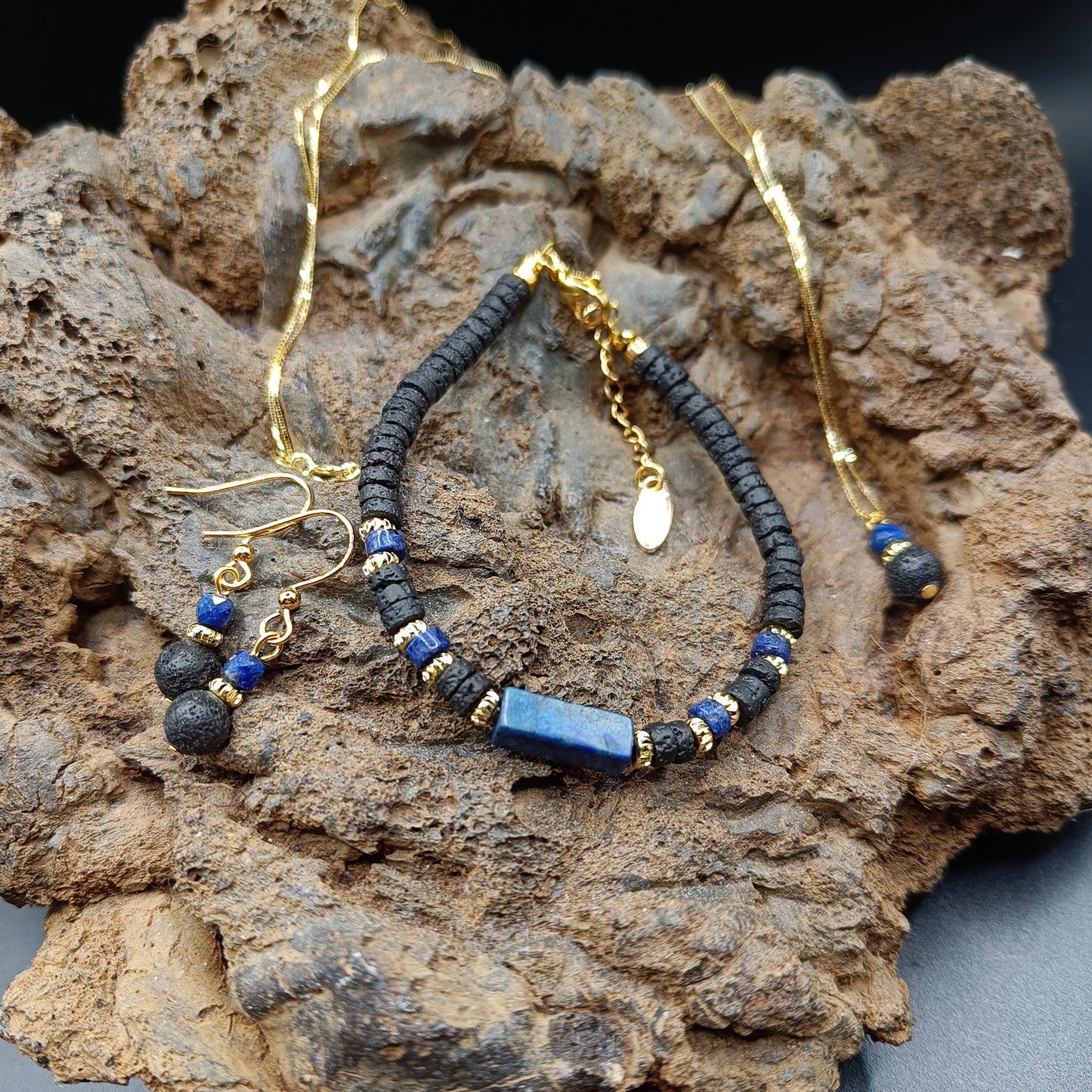 Lapís Lazuli og Hraun skartgripasett