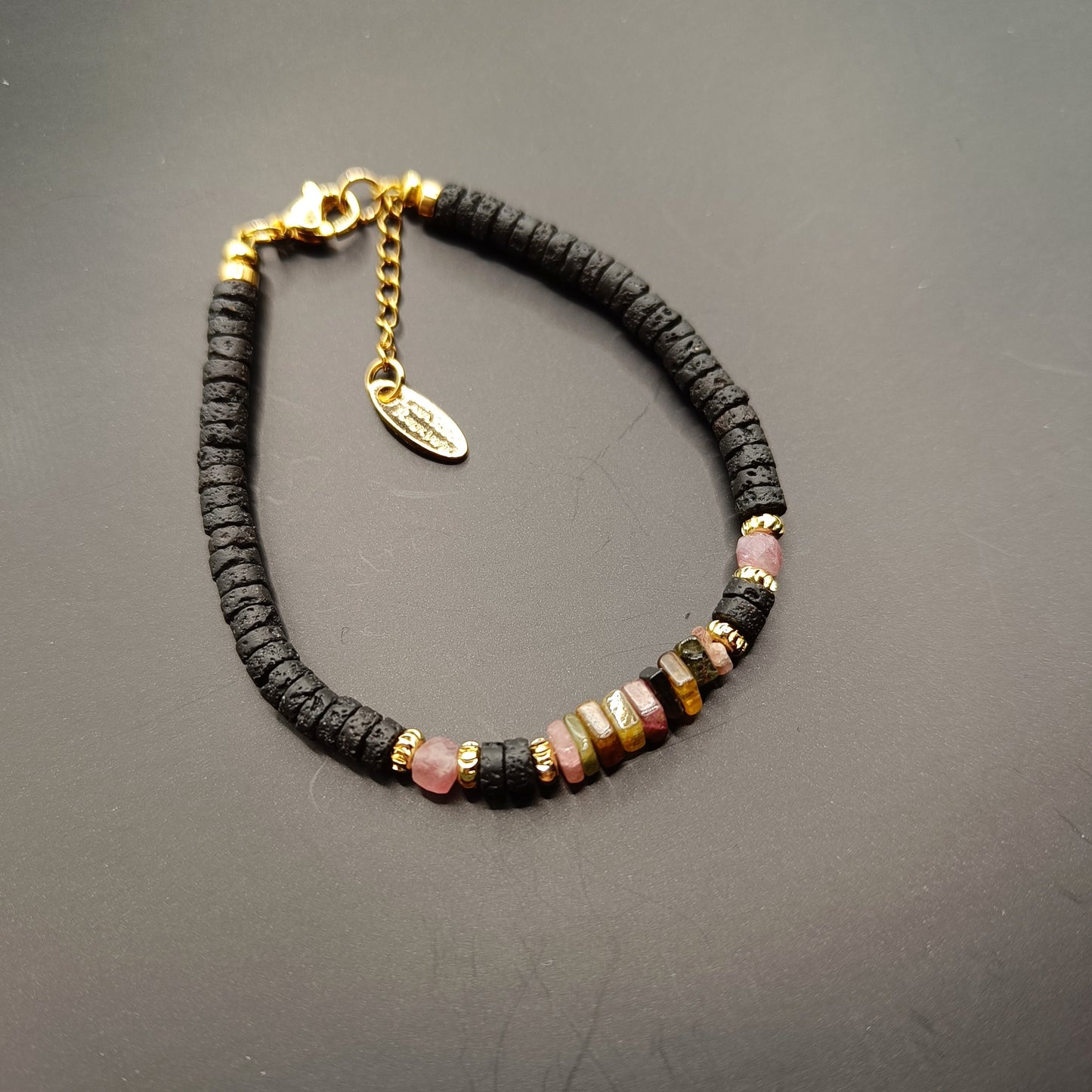 Túrmalín og Hraun armband