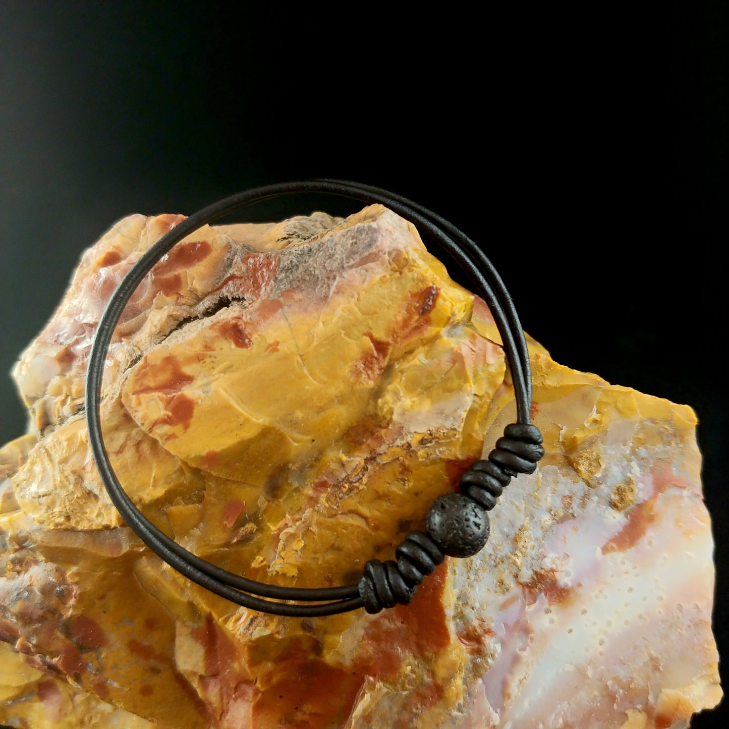 Svart og Brúnt - Þunn leður armbönd