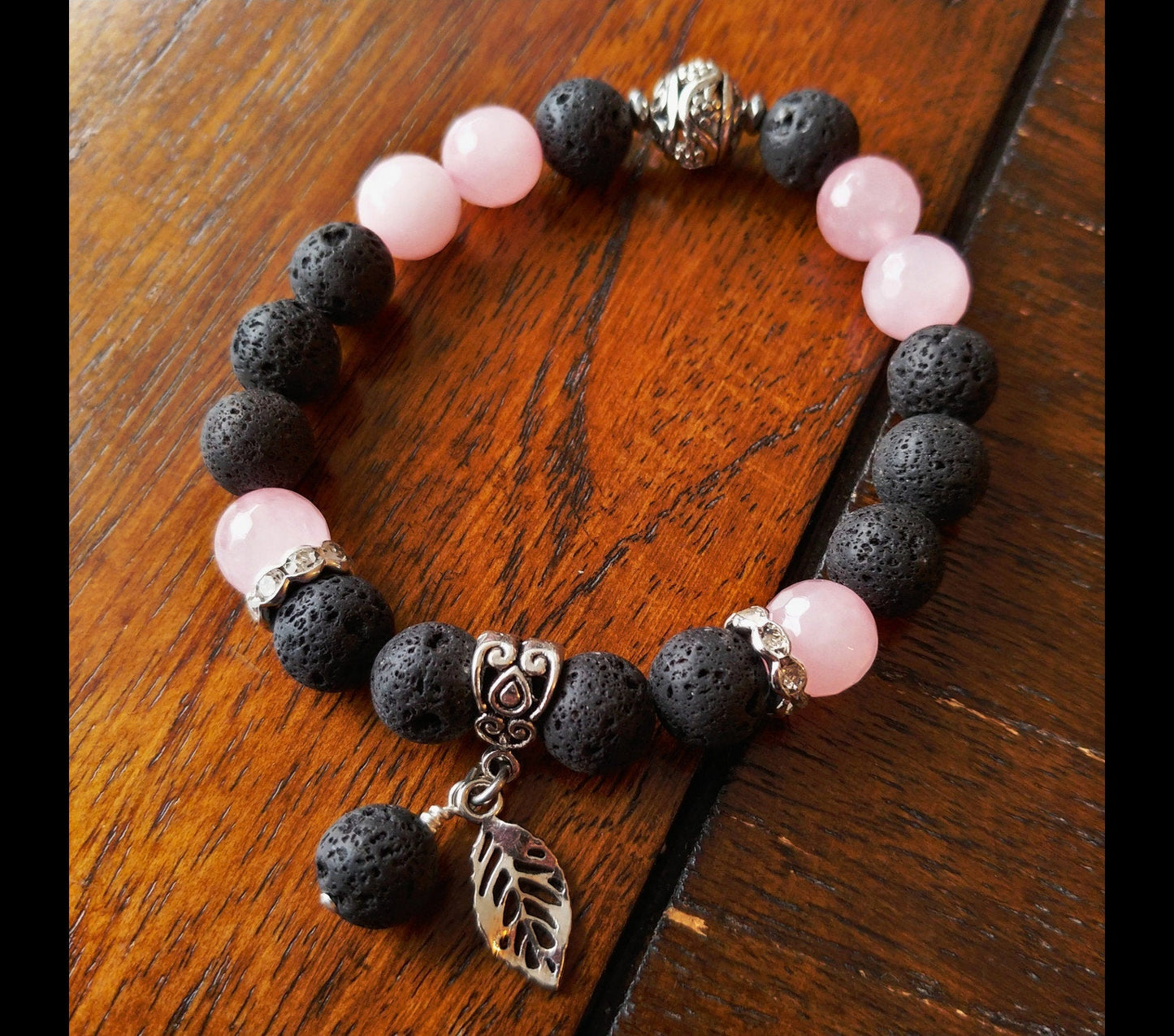Lava og Náttúrulegur Rósar kvarz Armband - Stærri 10mm kúlur