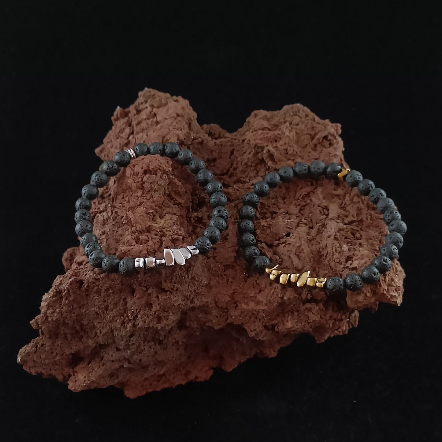 Gull- og Silfurbrot hraun armbönd