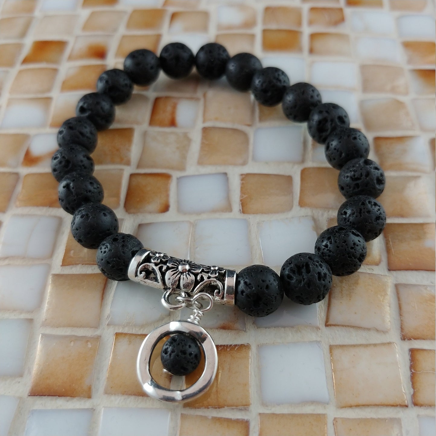 Silfur Valkyrju armband með lava steinum